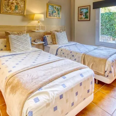 Lux Piscina Privada Διαμέρισμα *